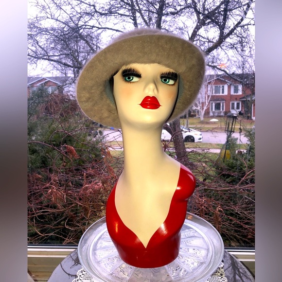 Kangol Accessories - Vintage Ladies’ Kangol 1950s Fedora Hat in Taupe